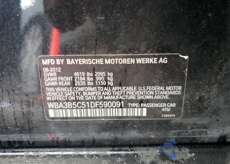 2013 BMW 328 Xi Sulev z USA, uszkodzony, nr VIN WBA3B5C51DF590091